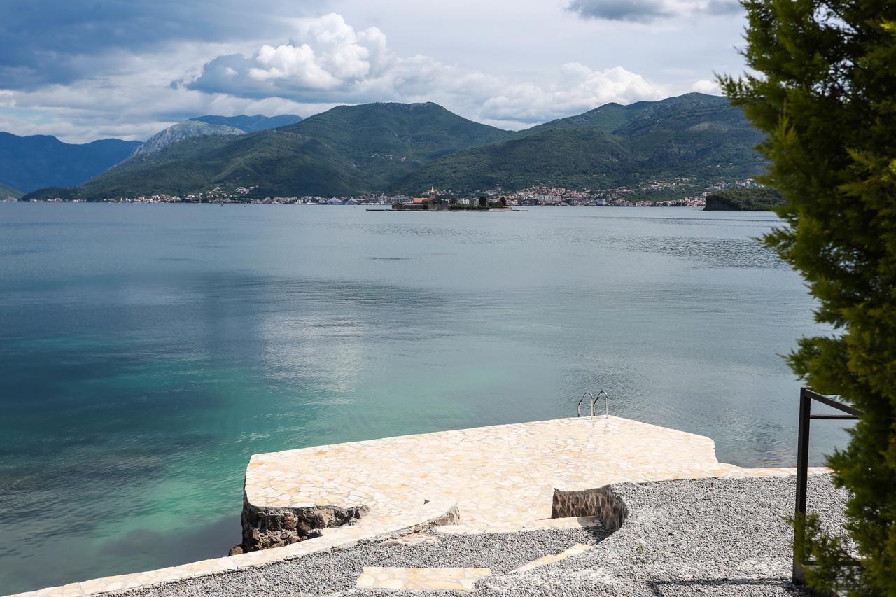 Villa Semiramis Tivat Bagian luar foto